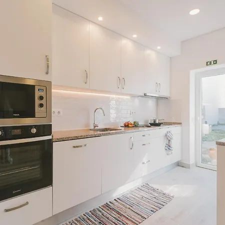 65 - Sea & Surf House