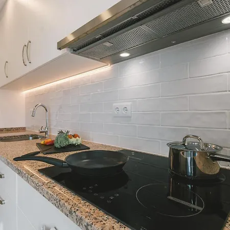 65 - Sea & Surf House * 콘솔라상