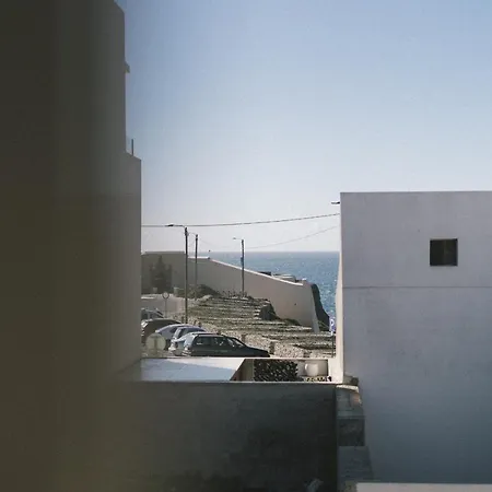 65 - Sea & Surf House *